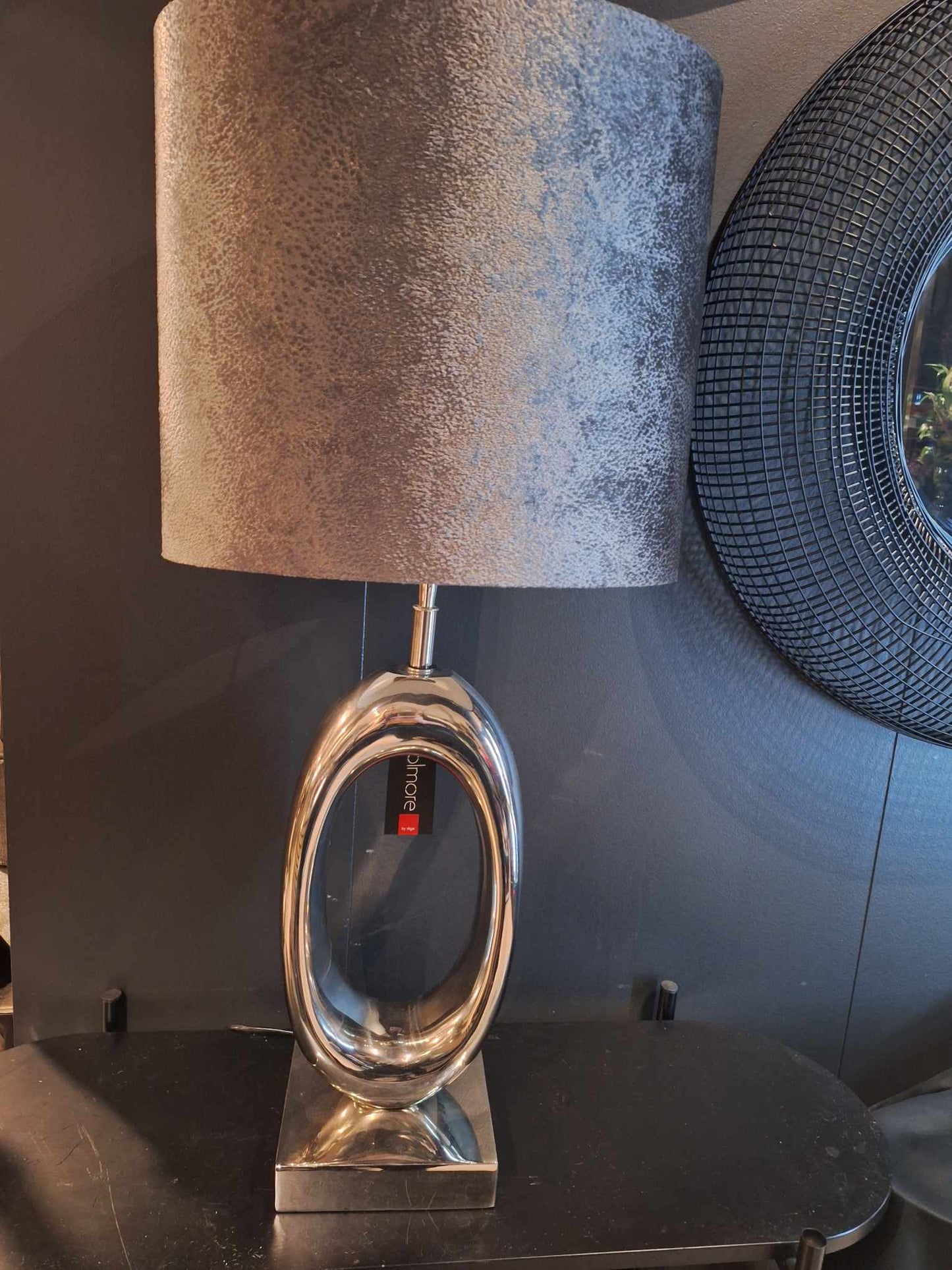 Lampi | silfur, ál og nickel, 18cmx18cmx57cm