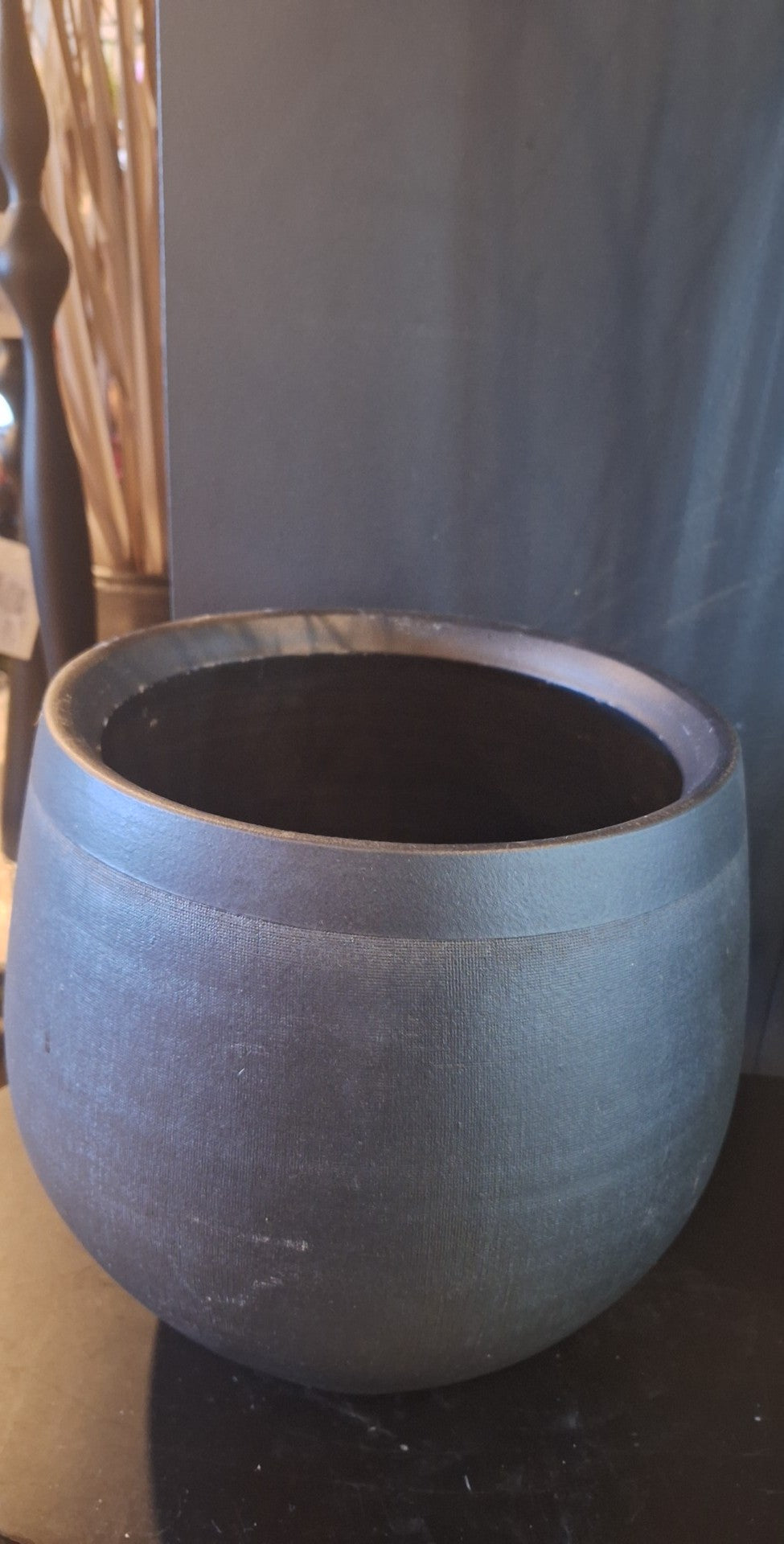 Blómapottur |Svartur, stór 26cmx23cm