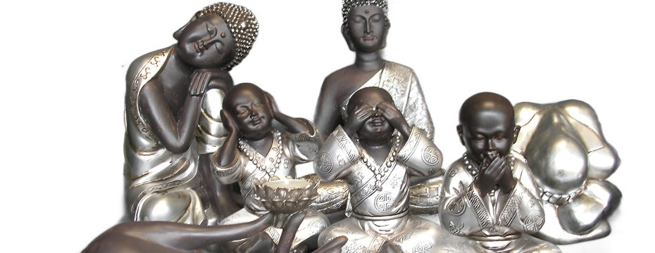 Stytta | Buddha, silfur og hvít (Mother of pearl sleeping Buddha), hæð 30cm.